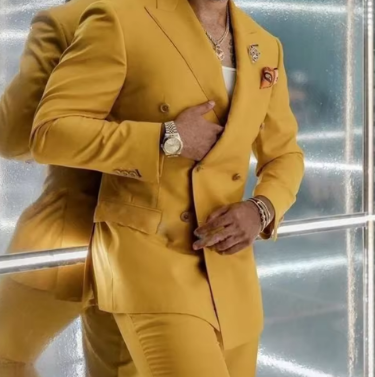 Classic Business 2024 Yellow Men Tuxedos Business Suit Groom Groomsman Prom Wedding Party Formal 2 Piece Set Jacket Pants